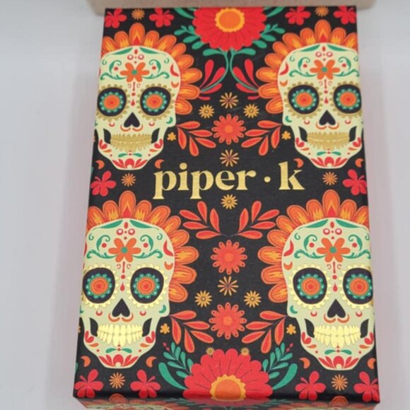 Piper K Black Glass Skeleton Drop Earrings Studs NWT! NEW!  HALLOWEEN - Picture 3 of 7